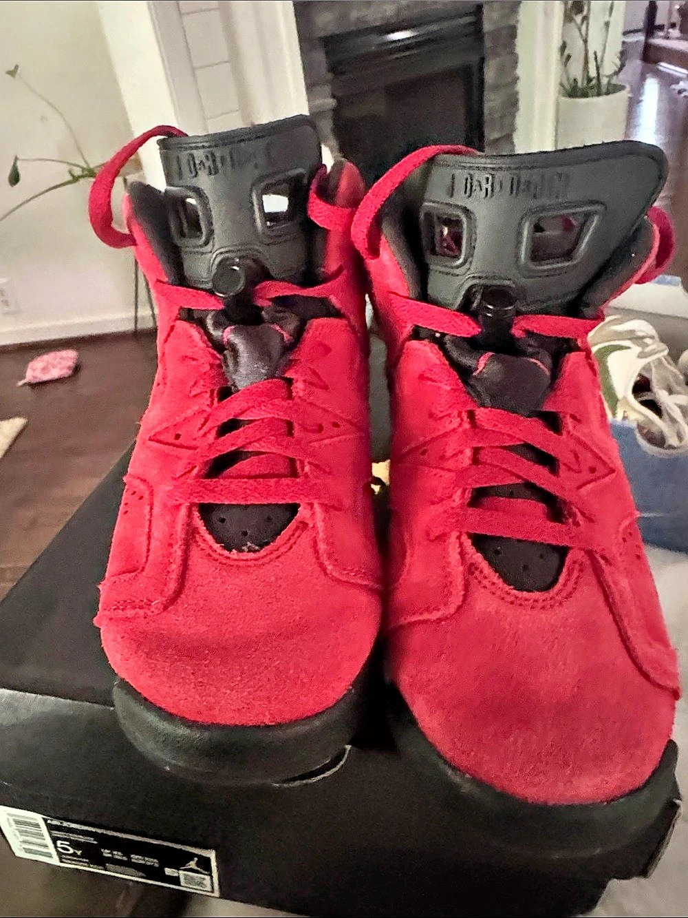 Jordan Air Jordan 6 Retro GS 'Toro Bravo' Red & Black US 5Y